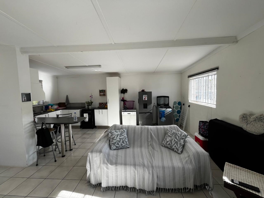 To Let 2 Bedroom Property for Rent in Rouxpark Western Cape